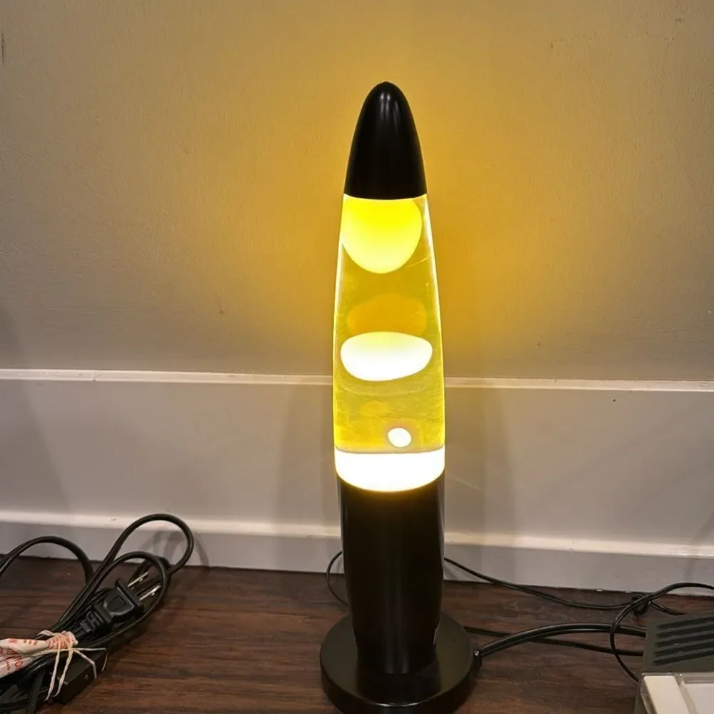 lava lamp vtg black